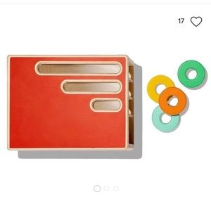 Lovevery count and slide ring chute